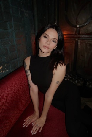 Kristina, beautiful escort in Madrid